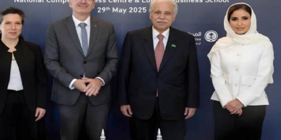 شراكة سعودية بريطانية لتوثيق التحول الاقتصادي السعودي في مناهج الأعمال العالمية