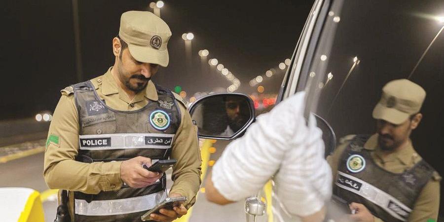 "الداخلية" تصدر قرارات إدارية بحق (25) مخالفًا لأنظمة وتعليمات الحج