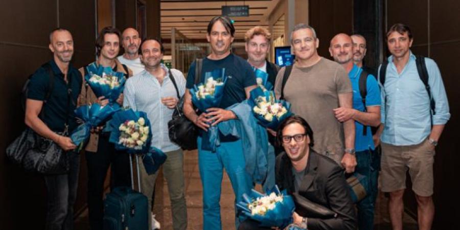 إنزاجي يفتح صفحة الهلال بسبعة مساعدين
