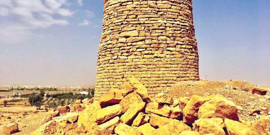 أمس الضحى عدّيت في نايف الحيد