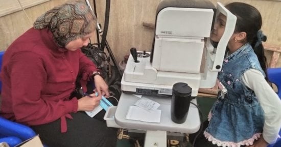 قافلة طبية مجانية بقرية صفط الغربية في المنيا